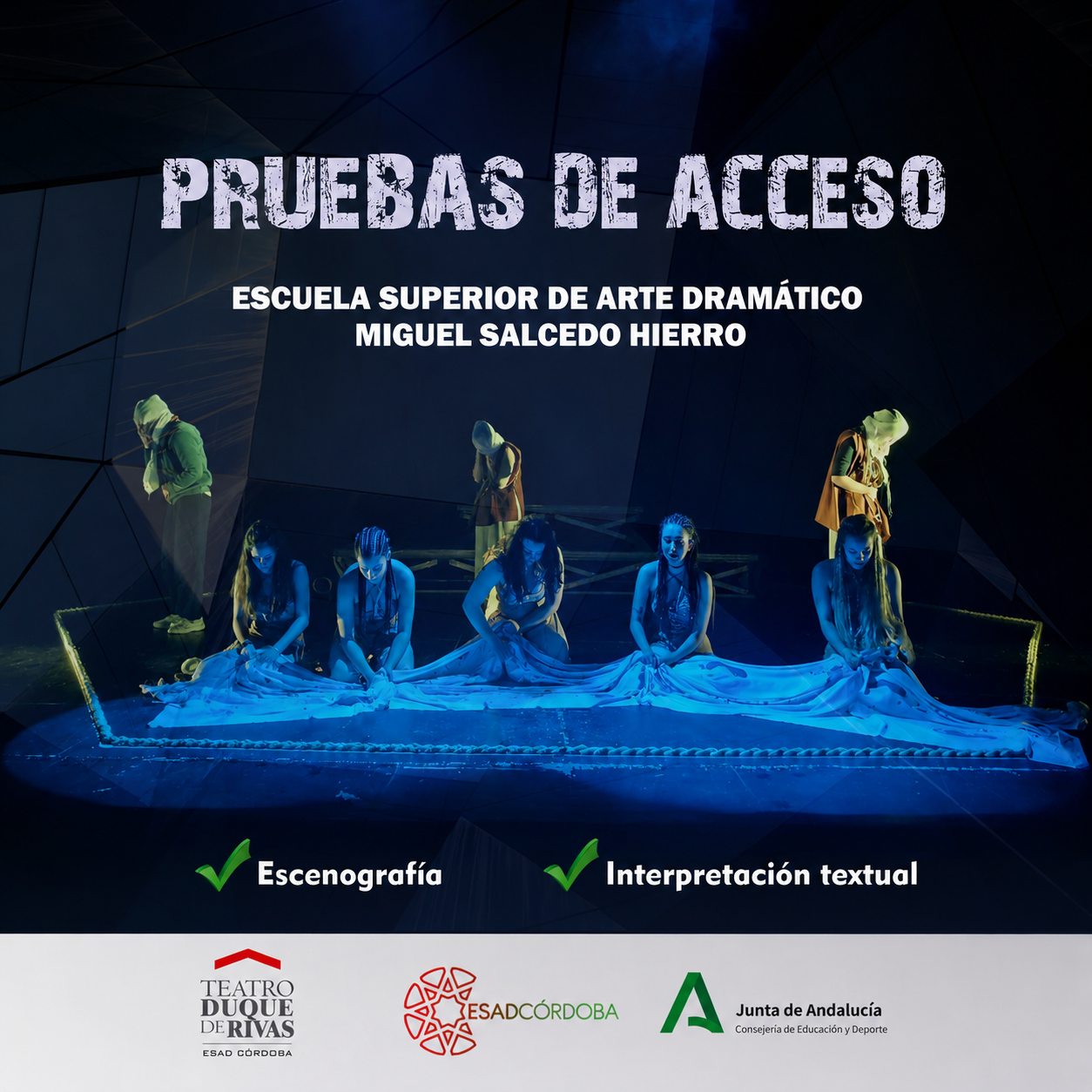 Alumnado de Interpretación de la ESAD Córdoba sobre el escenario